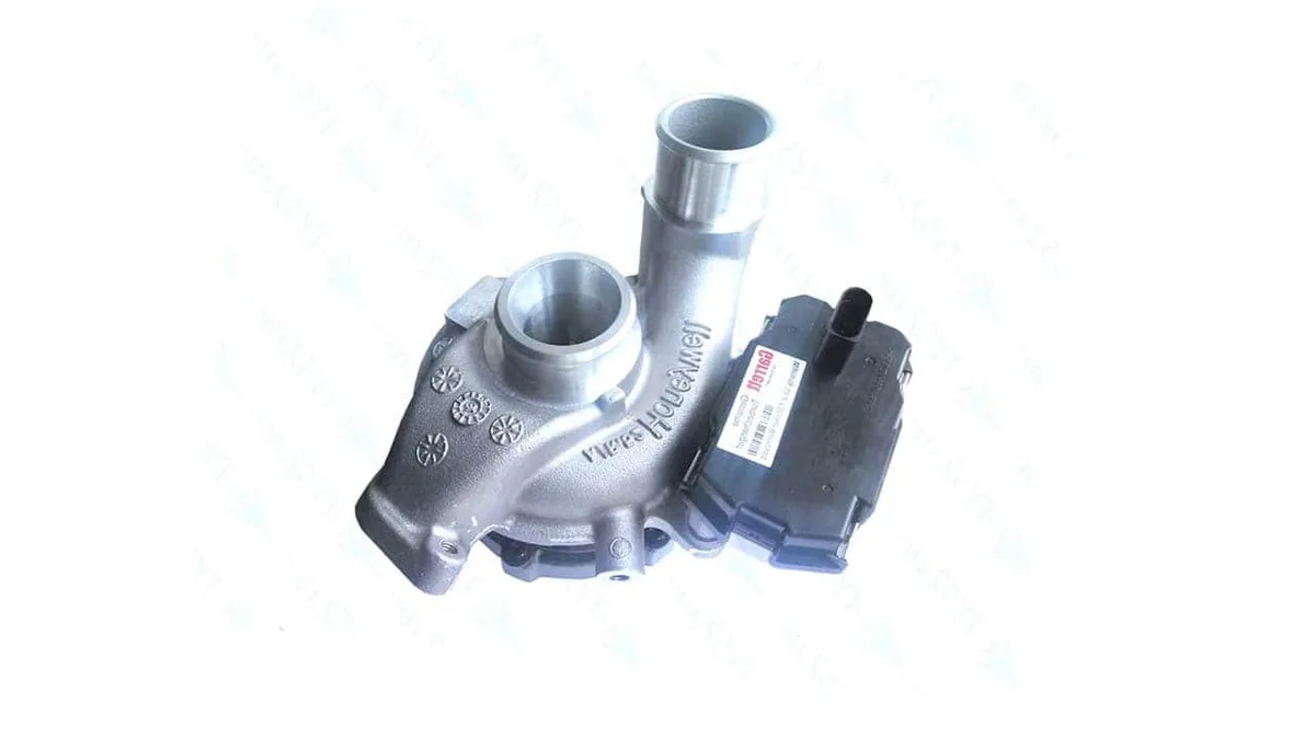 Turbocompresseur échange standard Garrett 796017 — HYUNDAI ix35 / OPEL INSIGNIA A A trois volumes